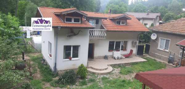 Продава къща, с. луково, област софия област