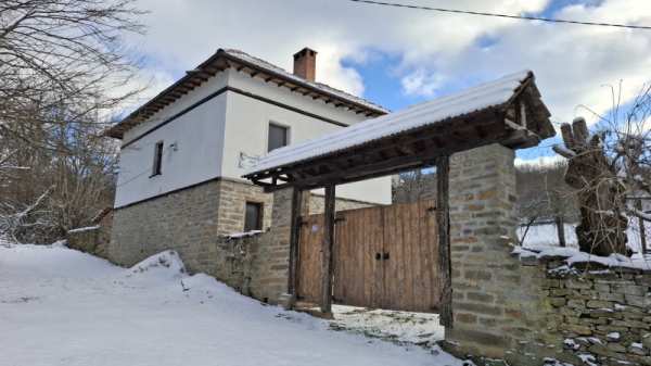 Продава къща, гр. севлиево, област габрово