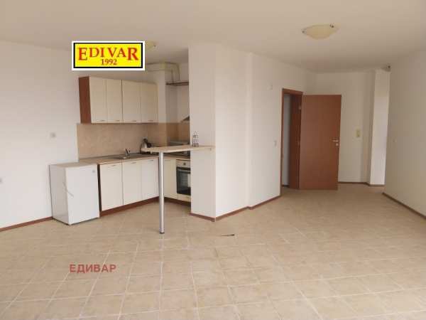 Продава 3-стаен, гр. каварна, област добрич