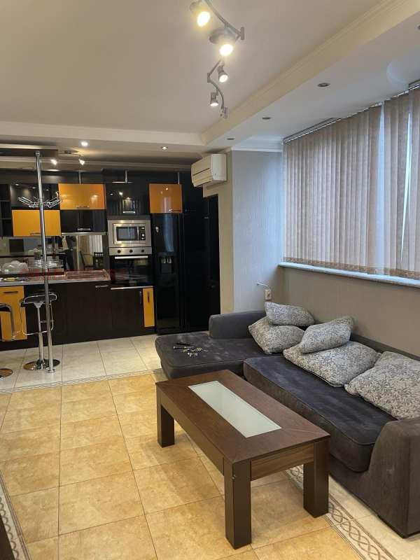 Продава 3-стаен, гр. софия, белите брези