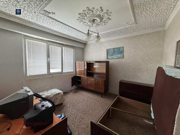 Продава 3-стаен, гр. разград, орел