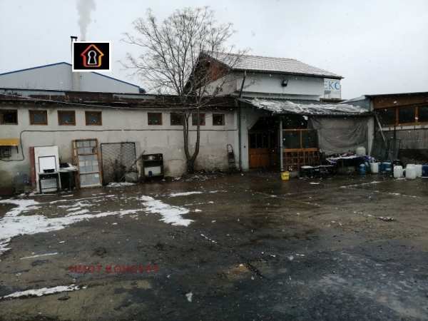Продава пром. помещение, гр. враца, промишлена зона - изток