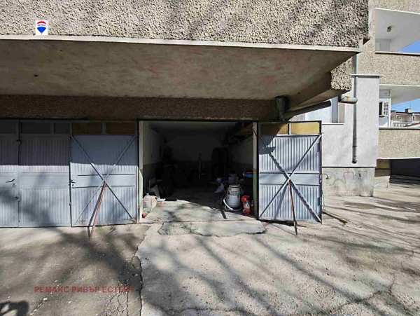 Продава гараж, паркомясто, гр. русе, дружба 3