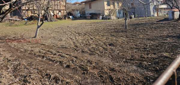Продава парцел, с. оборище, област пазарджик