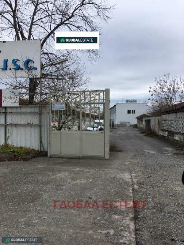 Продава пром. помещение, гр. търговище, промишлена зона