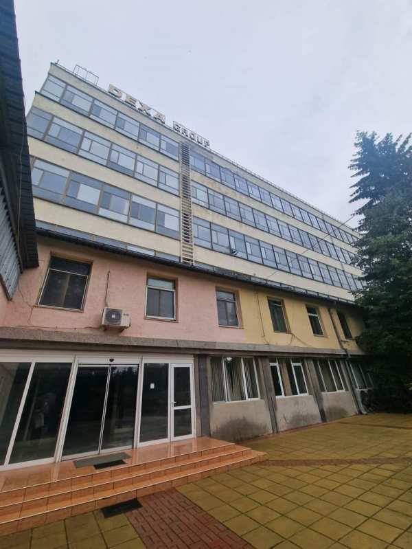 Продава бизнес имот, гр. добрич, промишлена зона - север