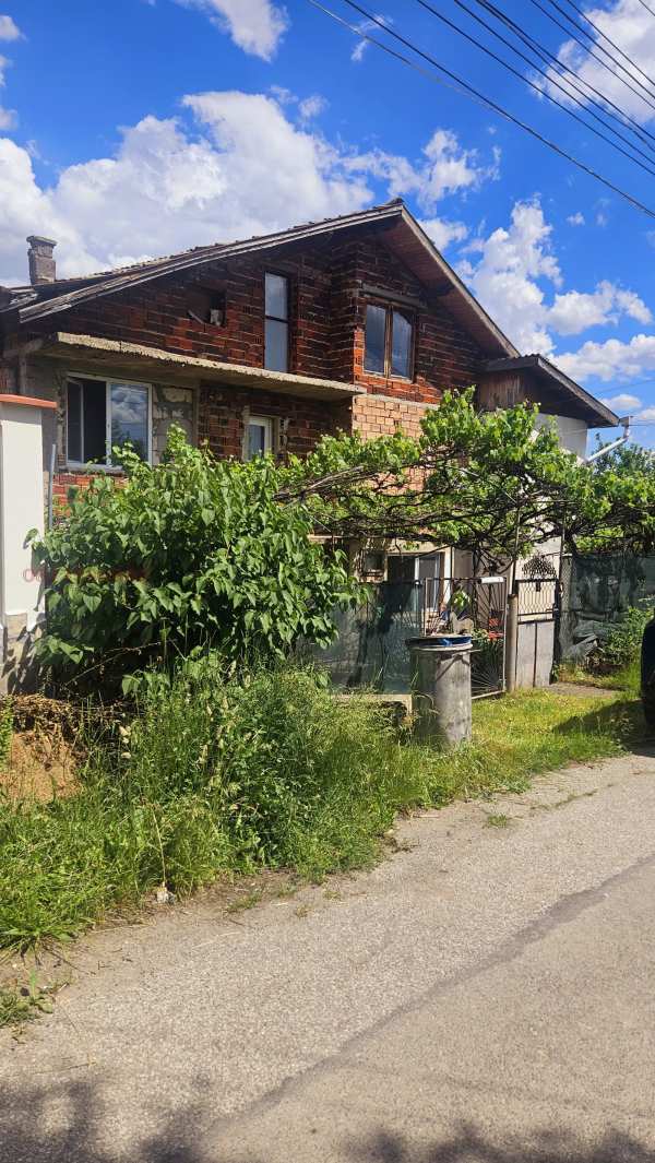 Продава къща, гр. костинброд, област софия област