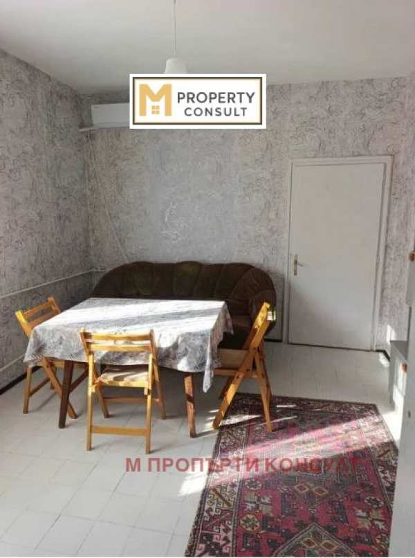 Дава под наем 4-стаен, гр. плевен, широк център