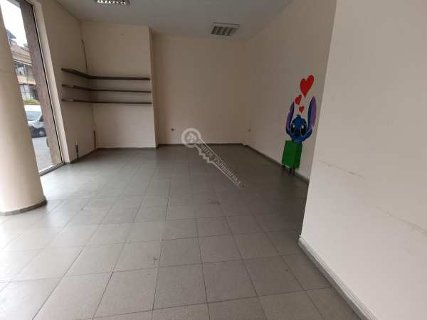 Дава под наем магазин, гр. велико търново, акация