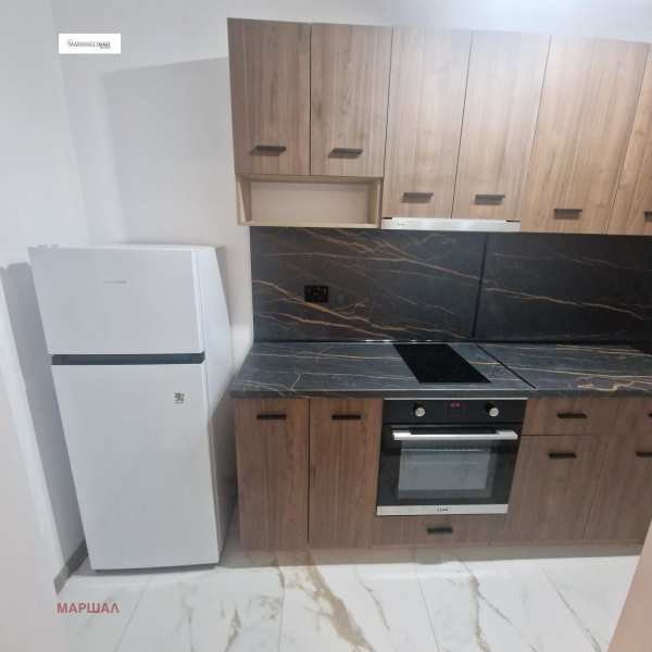 Дава под наем 2-стаен, гр. перник, изток