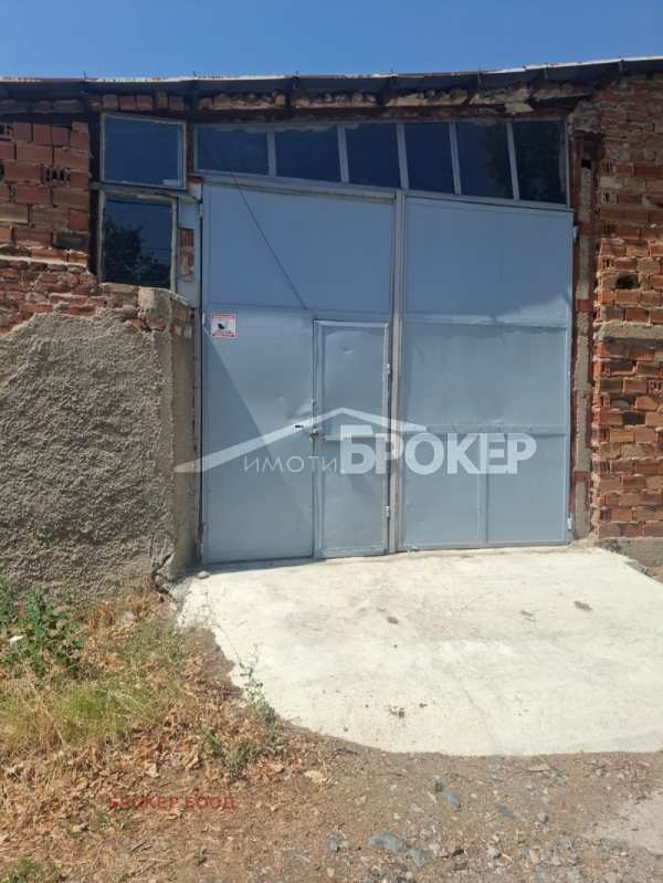 Дава под наем пром. помещение, гр. сливен, ново село