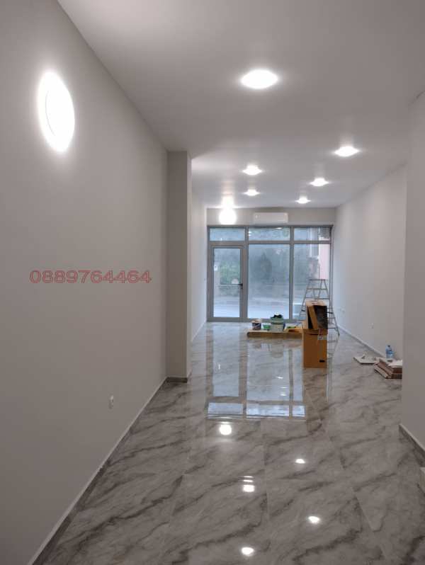 Дава под наем  магазин гр. Нова Загора, област Сливен
      48 кв.м