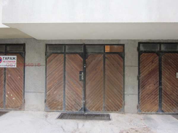 Дава под наем гараж, паркомясто, гр. варна, център