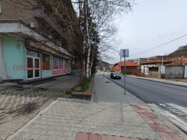 Дава под наем магазин, гр. дупница, област кюстендил