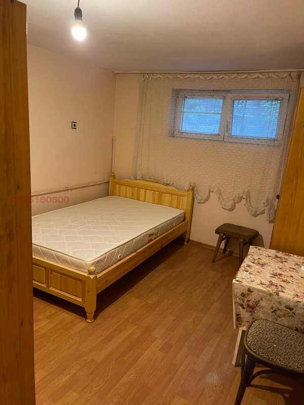 Дава под наем 1-стаен, гр. шумен, център