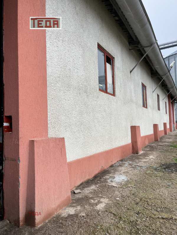 Дава под наем склад, с. чирен, област враца