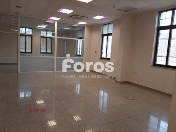 Дава под наем офис, гр. бургас, център