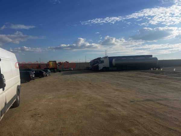 Дава под наем гараж, паркомясто, гр. игнатиево, област варна