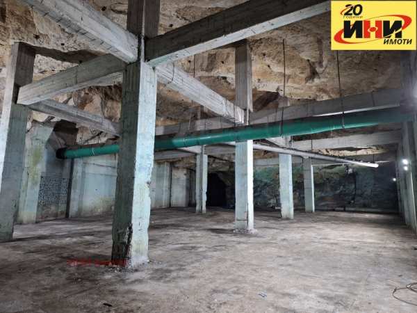 Дава под наем склад, с. красен, област русе