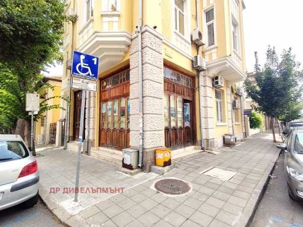 Дава под наем  склад град Бургас, Възраждане
      20 кв.м