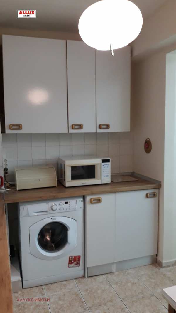 Дава под наем 2-стаен, гр. русе, възраждане