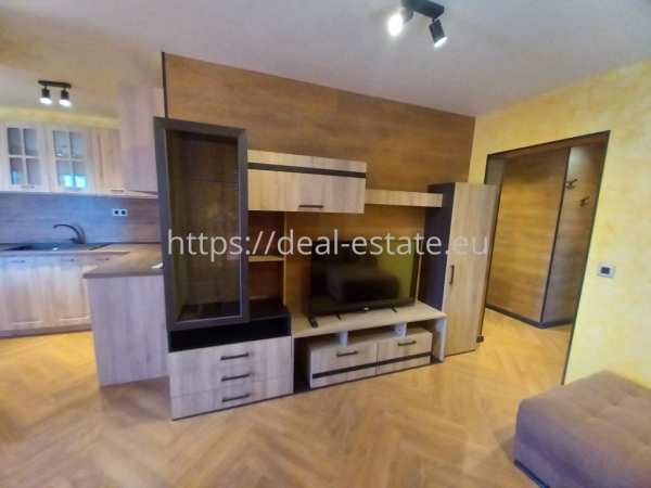 Дава под наем 3-стаен, гр. благоевград, широк център