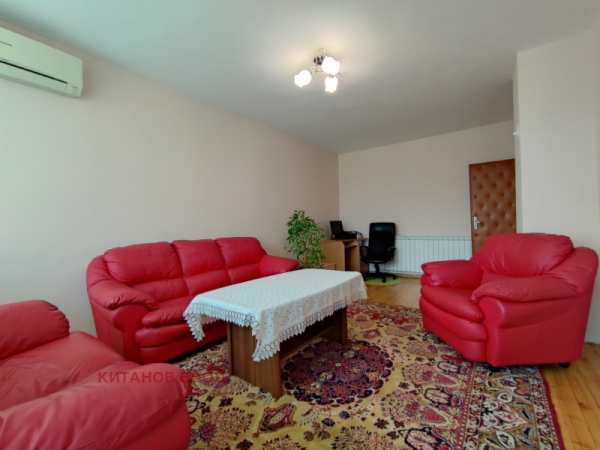 Дава под наем 4-стаен, гр. благоевград, идеален център