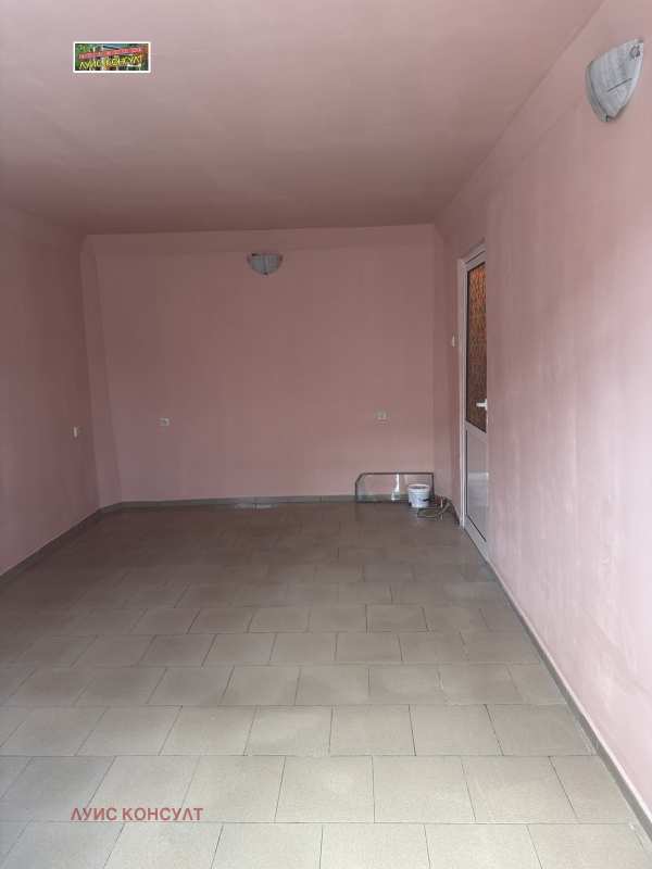 Дава под наем офис, гр. монтана, идеален център