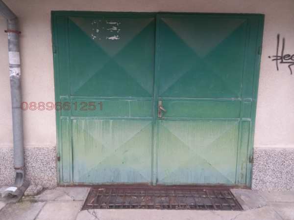 Дава под наем  гараж, паркомясто град Шумен, Военно училище
      15 кв.м