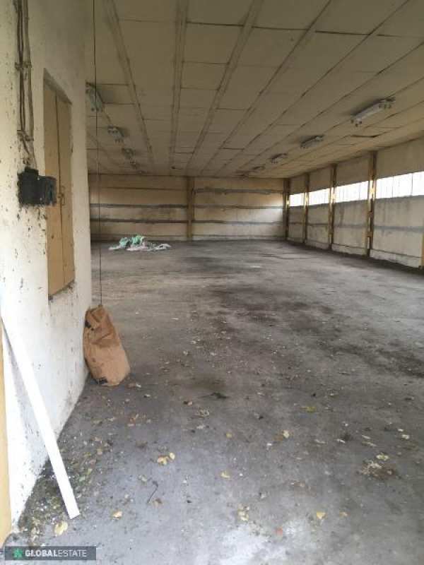 Дава под наем склад, гр. търговище, промишлена зона