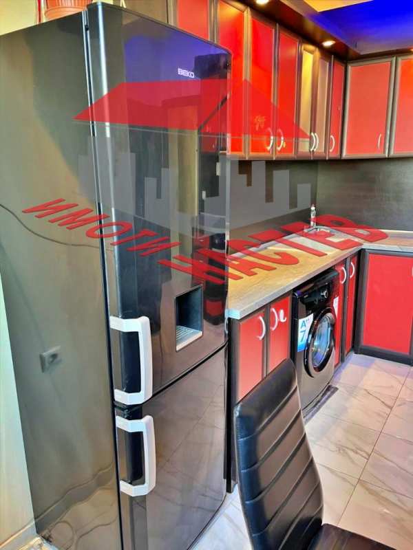 Дава под наем 3-стаен, гр. шумен, център