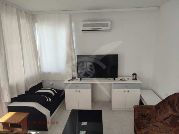 Дава под наем етаж от къща, гр. пловдив, христо смирненски