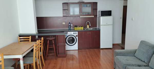 Дава под наем 2-стаен, гр. софия, център