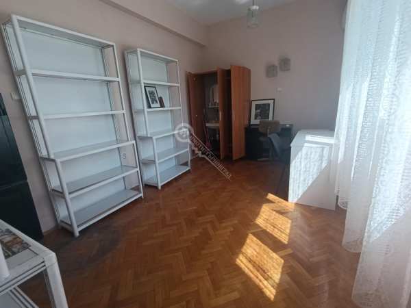 Дава под наем офис, гр. велико търново, център