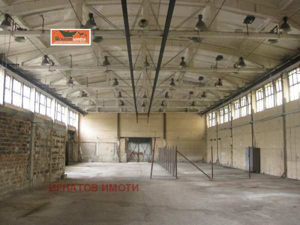 Дава под наем пром. помещение, гр. пазарджик, промишлена зона