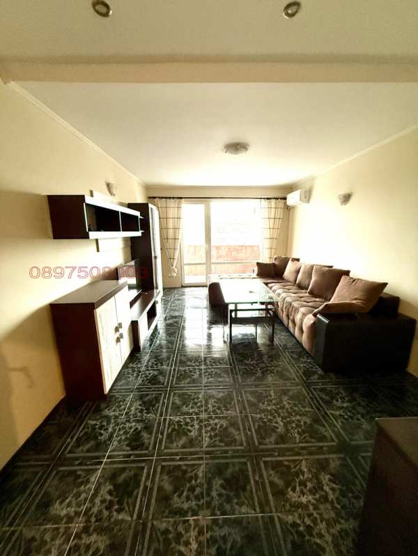 Дава под наем 3-стаен, гр. пазарджик, център