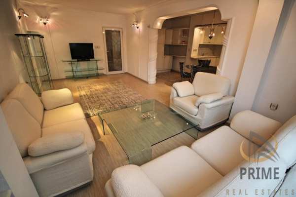 Дава под наем  многостаен град Бургас, Център
      130 кв.м