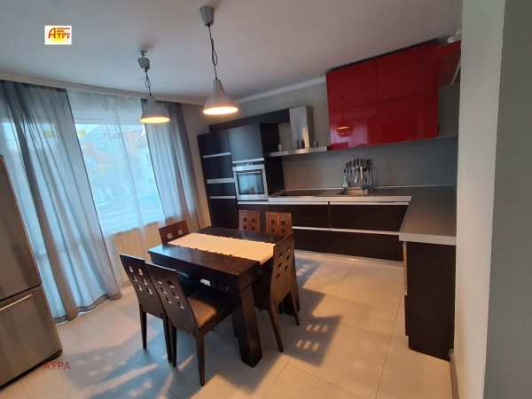 Дава под наем 3-стаен, гр. враца, център