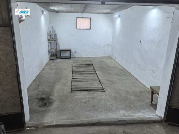 Дава под наем гараж, паркомясто, гр. плевен, идеален център