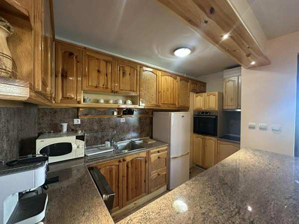 Дава под наем 2-стаен, гр. стара загора, център