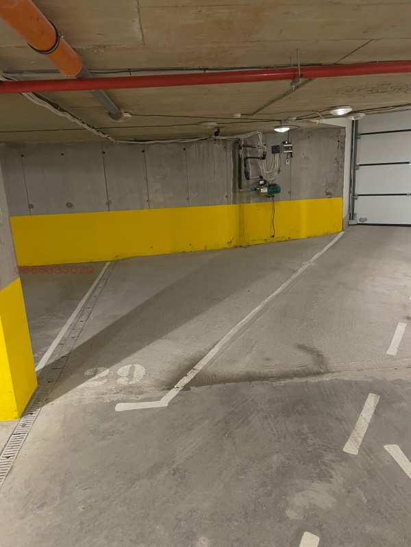 Дава под наем гараж, паркомясто, гр. перник, изток