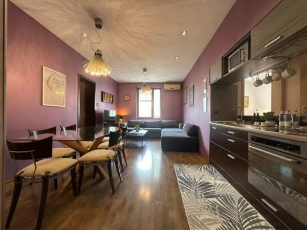 Дава под наем 3-стаен, гр. софия, център