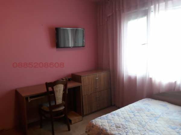 Дава под наем  многостаен град Варна, Гранд Мол
      120 кв.м