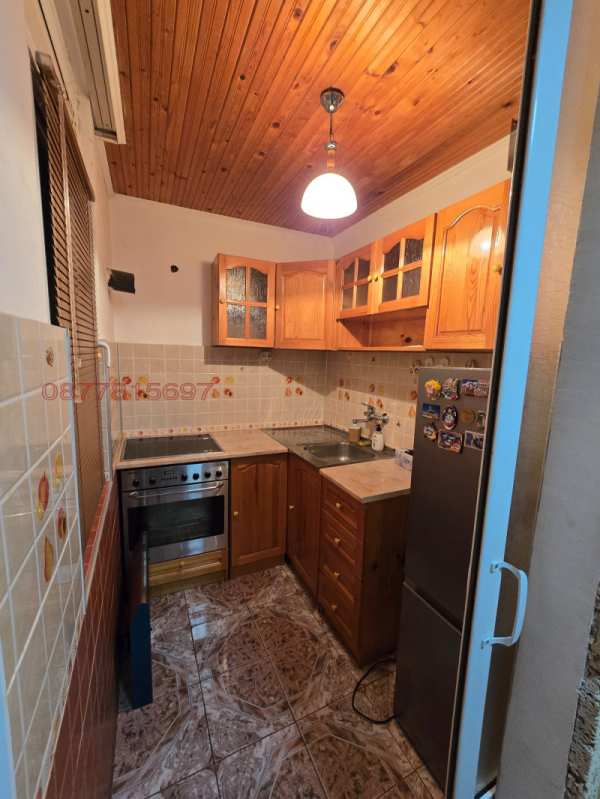 Дава под наем 1-стаен, гр. козлодуй, област враца