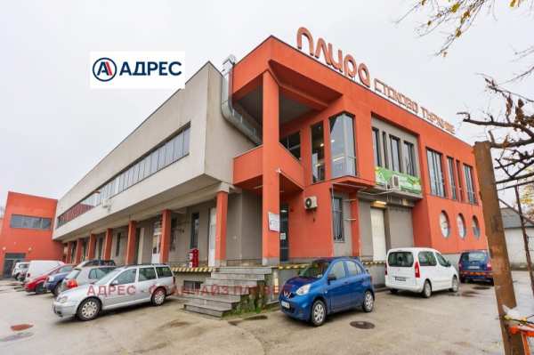 Дава под наем  склад град Плевен, Индустриална зона
      78 кв.м