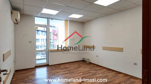 Дава под наем офис, гр. пазарджик, идеален център