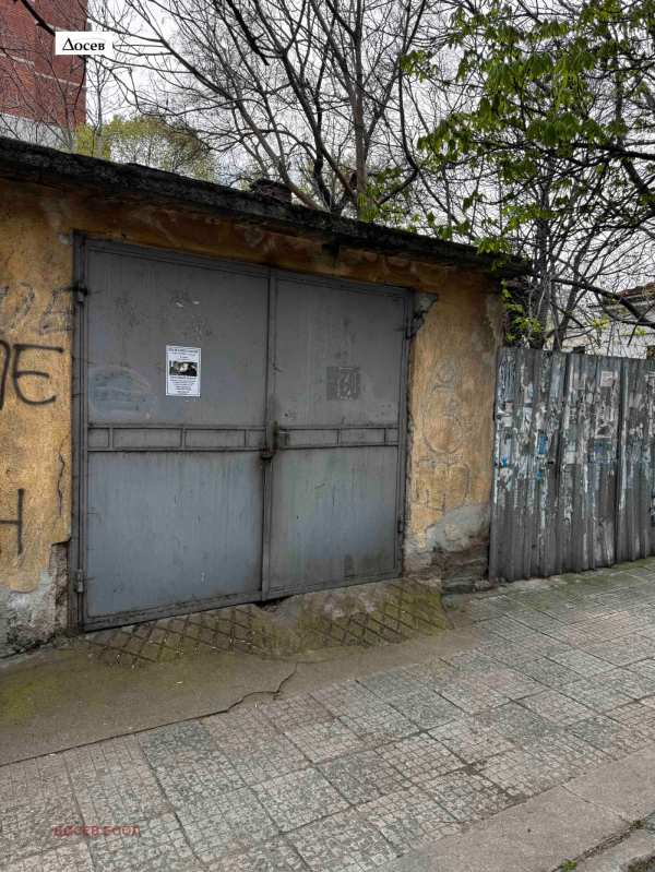 Дава под наем гараж, паркомясто, гр. стара загора, център