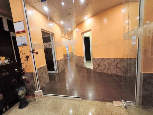 Дава под наем бизнес имот, гр. сандански, област благоевград