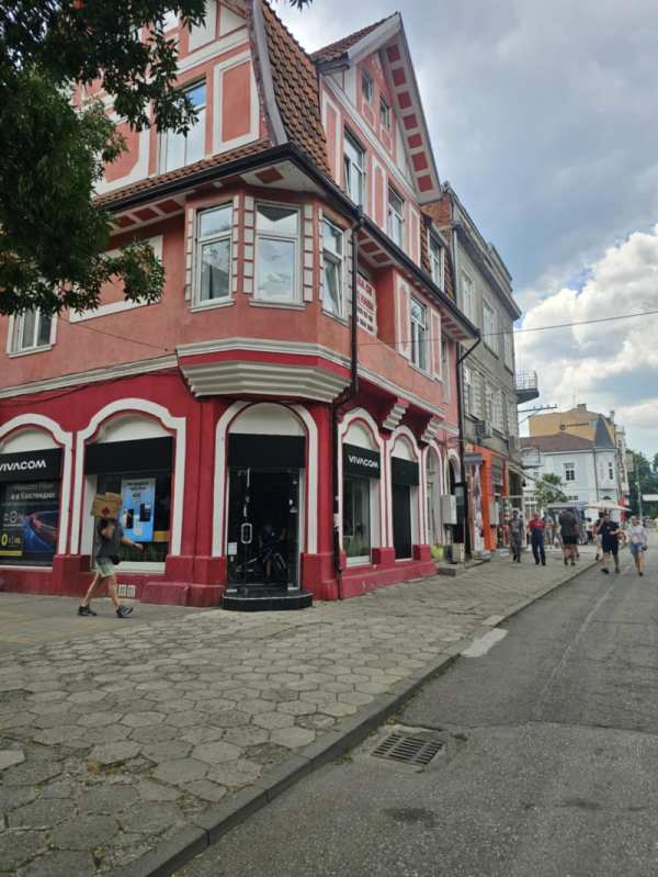 Дава под наем офис, гр. кюстендил, център