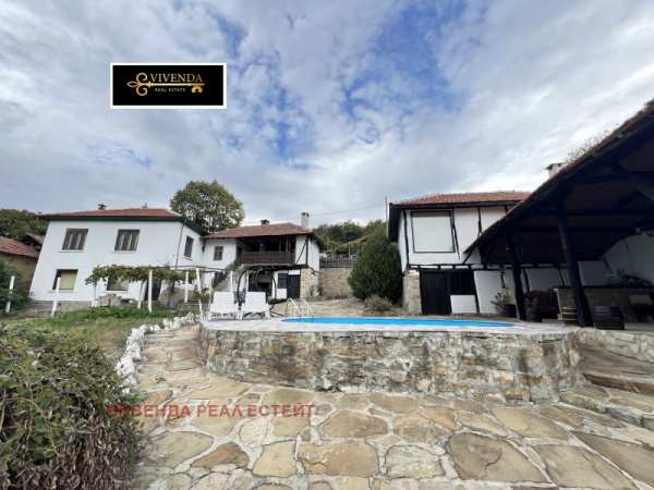 Дава под наем къща, с. брестово, област ловеч